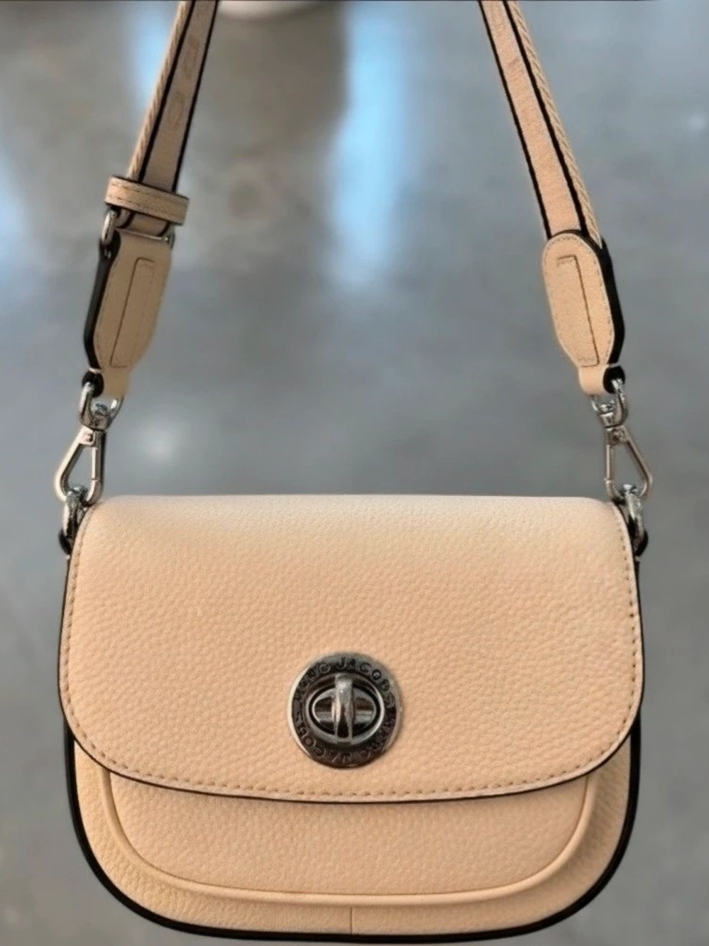 Marc Jacobs Pebbled Cream Crossbody with Turn Lock